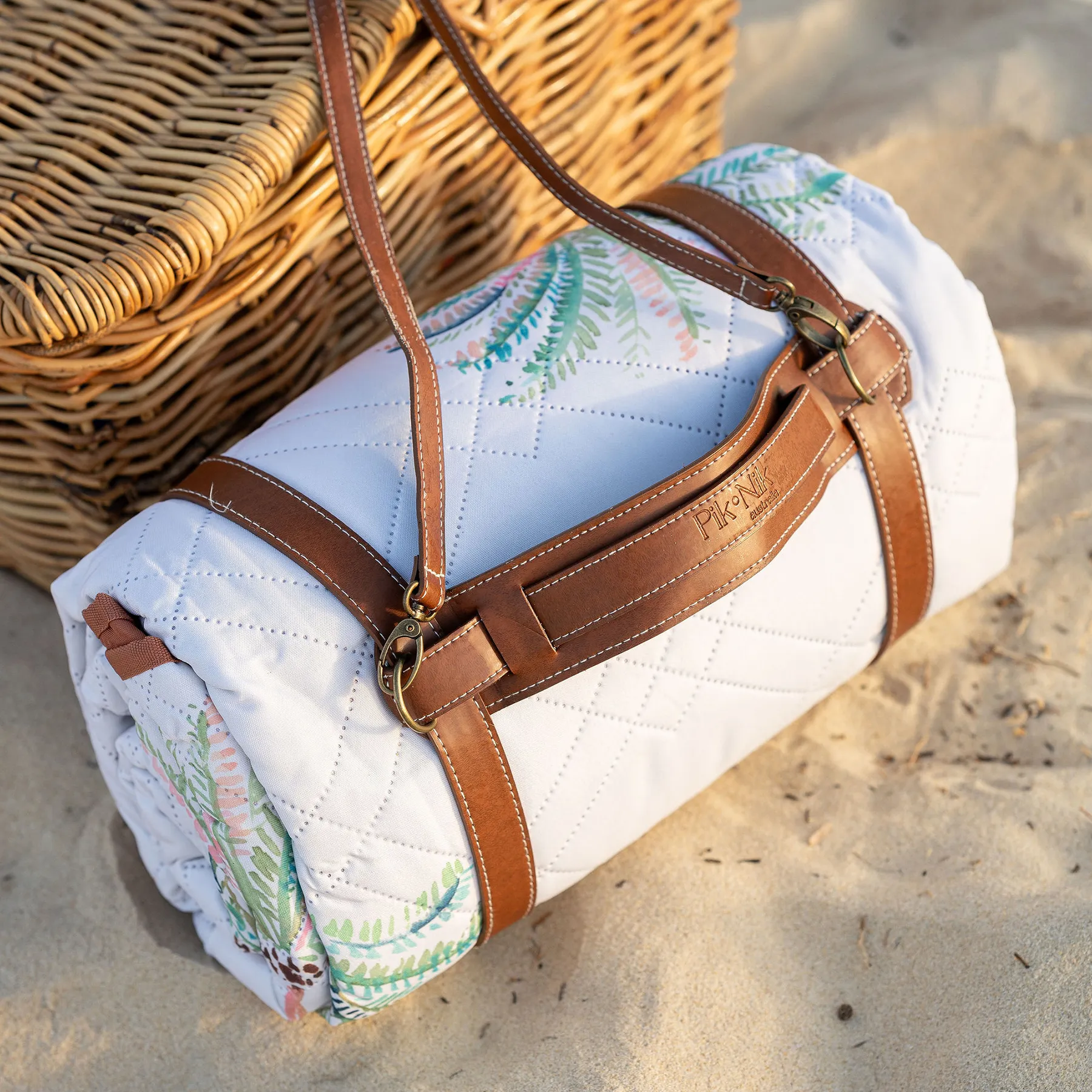 Noosa Palms Picnic Rug