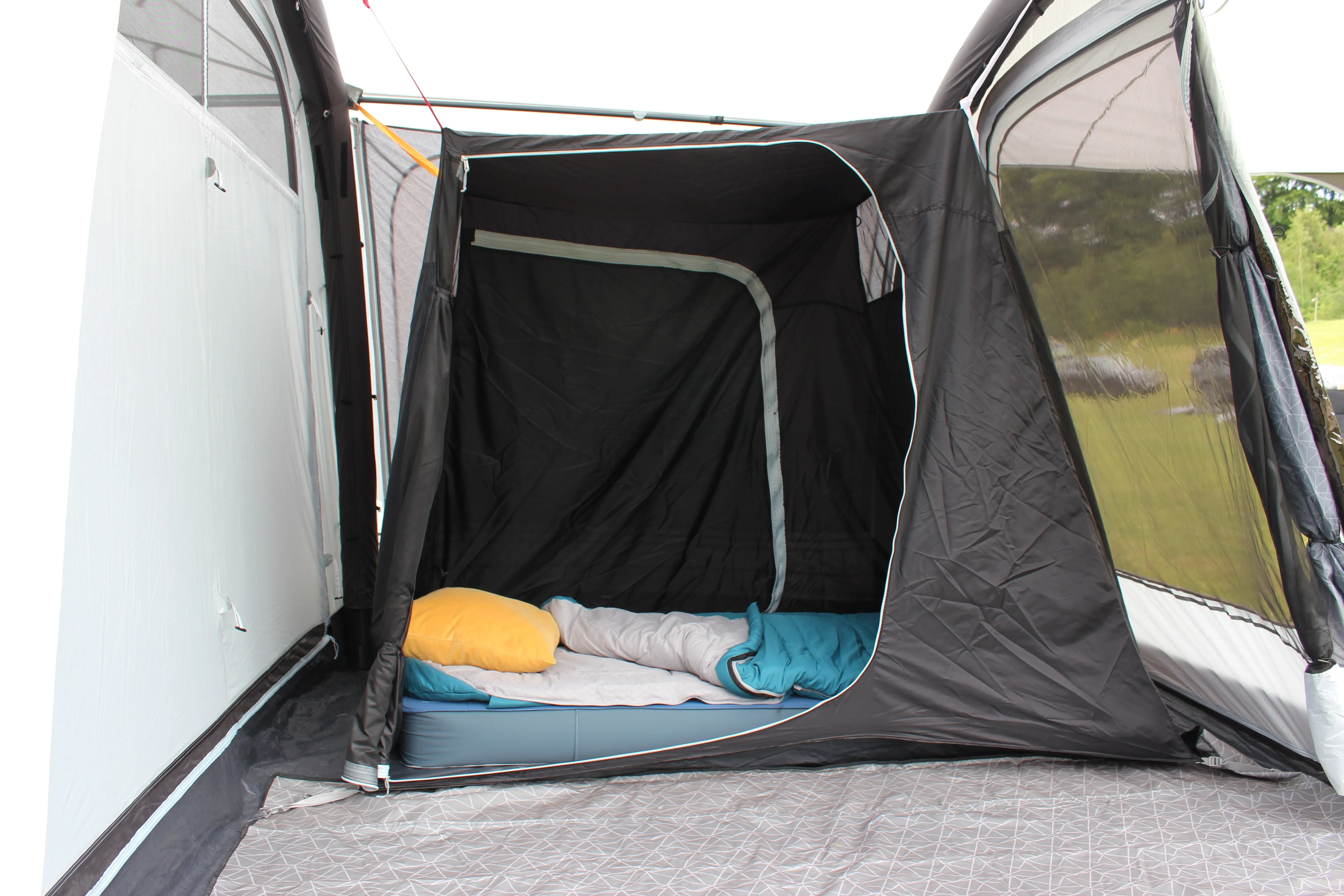 Outdoor Revolution Movelite T2R Lowline Drive Away Awning